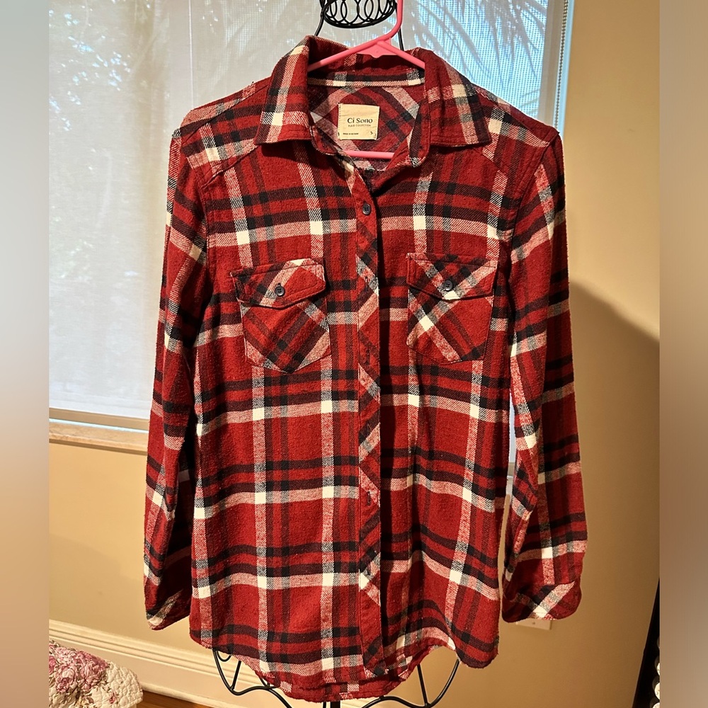 Women top bottoms down Flannel long shirt Small